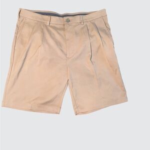 Very Nice Roundtree & Yorke Performance Work/Play Shorts Size 38